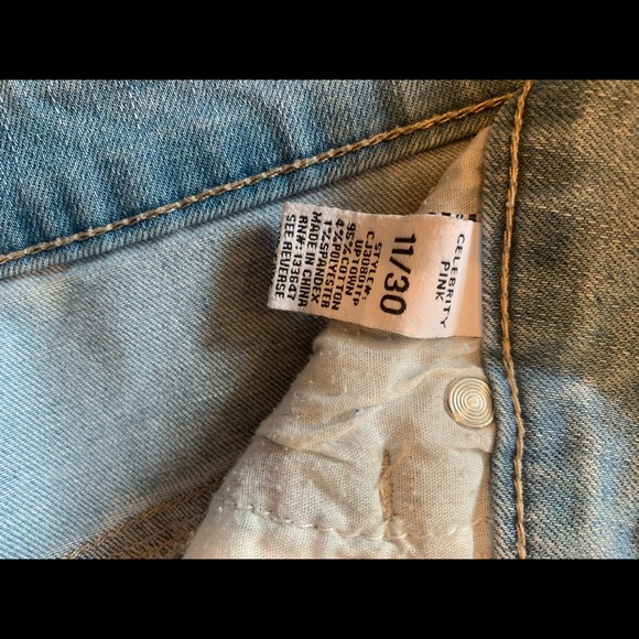 Celebrity Pink Light awash Jean Shorts - Picture 4 of 4